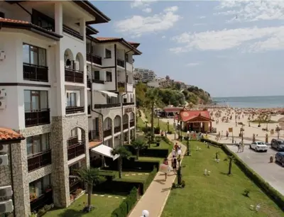 a view of the beach from a apartment building at Apartment Marina Dinevi View in Sveti Vlas