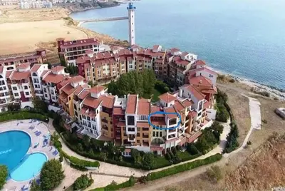 an aerial view of a resort next to the ocean at Úchvatný výhled na moře in Aheloy