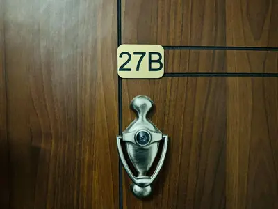 a door knob with the number on it at HORIZON 27 'В' Studio Sveti Vlas in Sveti Vlas