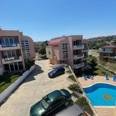 Black Pearl Apartment