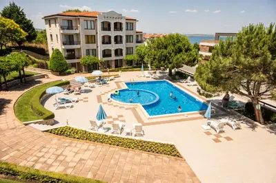 an overhead view of a swimming pool in a resort at Apartment in Paradise View complex in Sozopol