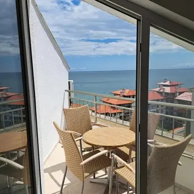 Wspaniały apartament w kompleksie Galateya