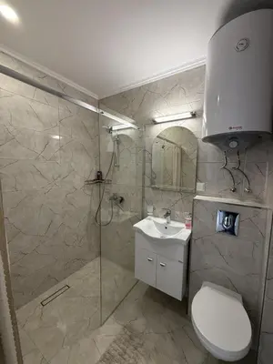 Gallery image of SWETI WLAS Premium Ferienwohnung Polarstar Beach Luxury Apartment 150 m zum Strand Pool 1 Balkon Meeresblick Google TV bis zu 4 Personen in Sveti Vlas