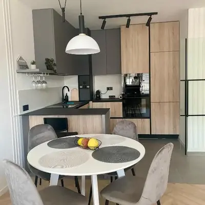 KASHMIR Deluxe apartment with Parking