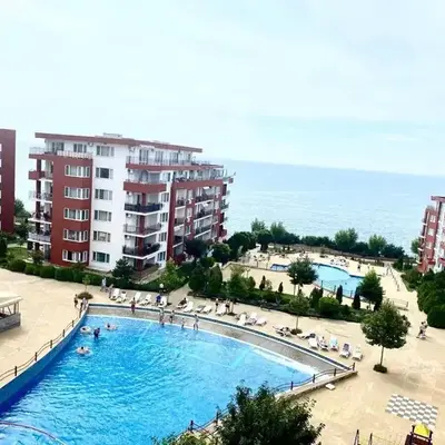 17 pools in Fort Noks Grand