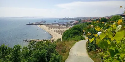 a view of a beach and the ocean at Sorrento Sole Mare Studio A Bastet BS in Sveti Vlas