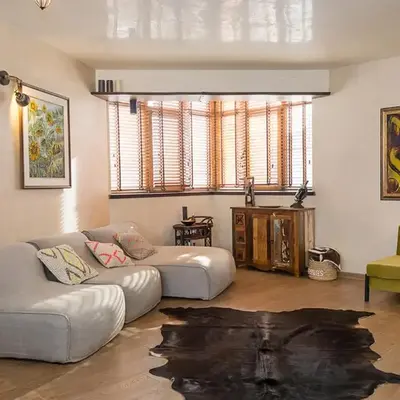 Modern Comfort & Vintage Charm with Panoramic View by Flat Mаnаger