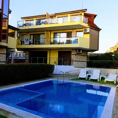 Via Sunride - Twin Maisonette Apartments by the sea