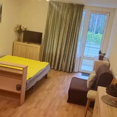 Charming 2-bed Apartment with AC