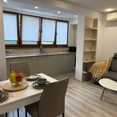 Lazzuro 7