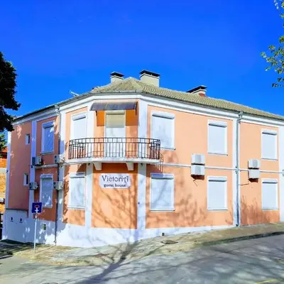 Victoria guest house