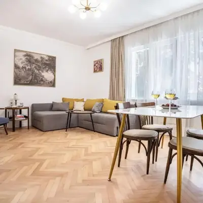 Downtown Central point Varna Apartment