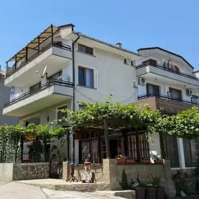 Guest House Bа́kish Obzor