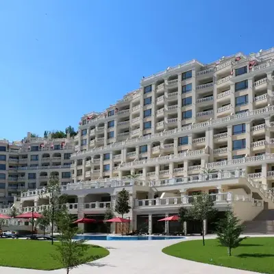 АТ apartment - South Bay Beach Residence