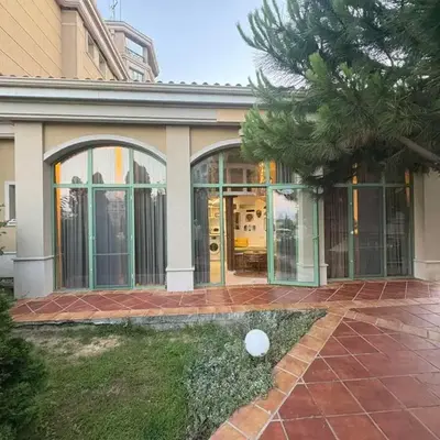 Flores Gardan ART Studio