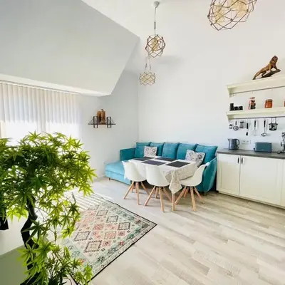 2BR Vintage Residence - free parking