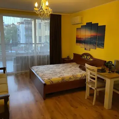 Elegant Studio near Beach - Terrace & Parking