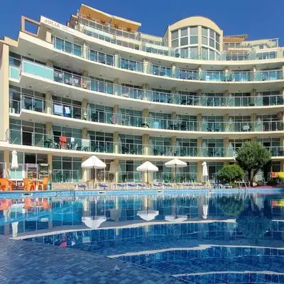 Julia Family Apartments