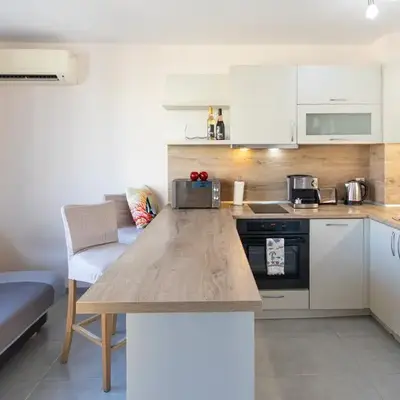 The Captain Be my guests! by RV Apartments