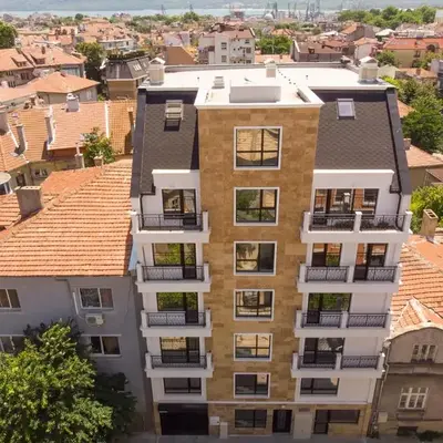 La Familia Apartments