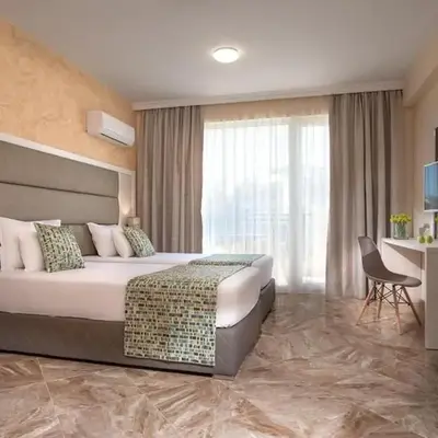 Marina Sands Bijou Boutique is an excellent choice for travelers visiting Obzor