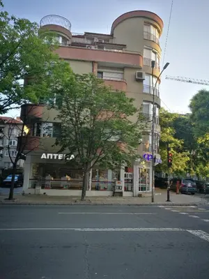 a building on the corner of a street at Studio San Stefano in Burgas City