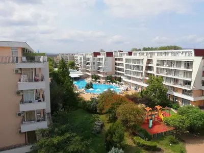 an aerial view of an apartment complex with a swimming pool at Apartment Daisy Grand Kamelia in Sunny Beach