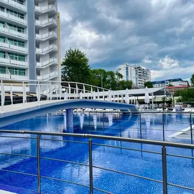 Grand Hotel Nirvana - All Inclusive & Free Beach Access